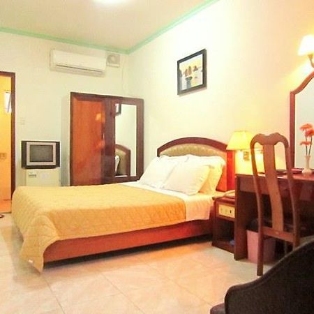 Hai Van Hotel Ben Thanh Хошимин Экстерьер фото